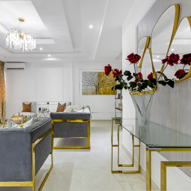 Luxury ease group