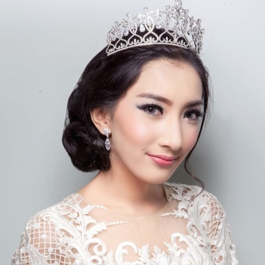 D Bride