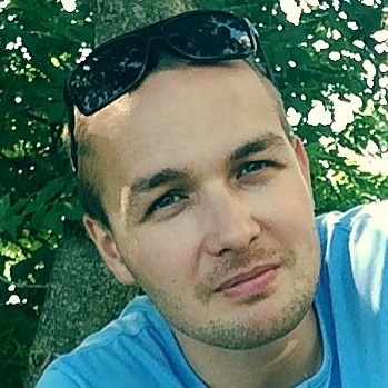 Максим Леконцев