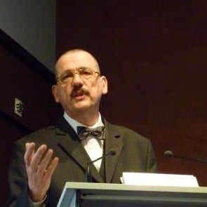 Dr. Champeval Dominique