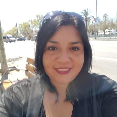 Busco trabajo por las mañana de 8 a 13:00