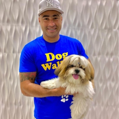 ERIC DOG WALKER
