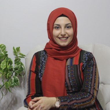 Büşra Hayırlı Hanay