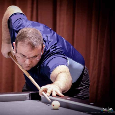 Pull-Back formation billard