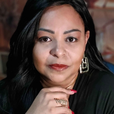 Dra. Glauciane Carvalho - Especialista em Inventário ﹠ Direito de Família