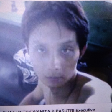 Pria Pemuas Wanita Pria Surabaya Top