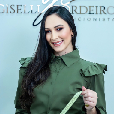 Nutricionista Giselli Cordeiro