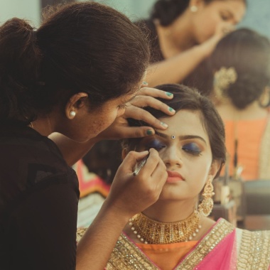 Professional: Sujani Sj