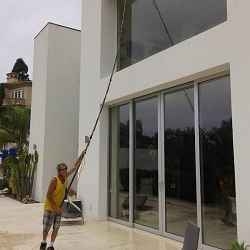 20/20 La Jolla Window Cleaner
