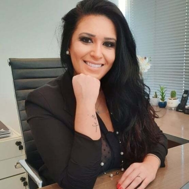 Caroline Dré Silva - Advogada