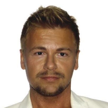 Ádám Axel Péterfi
