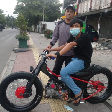 Juhemi Sewa mobil truk engkel box