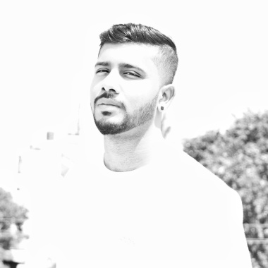 Professional: Gerard Nikitesh