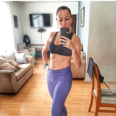 Profissional: Egle Polli