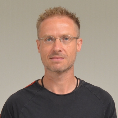 Éric Enseignant en Yoga de l Énergie Hatha Yoga, Méditation