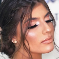 Profissional: Bruna Beltrame