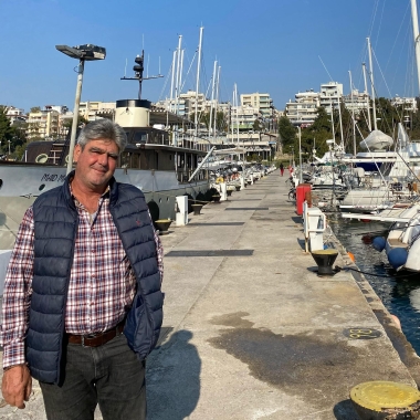 Γιάννης Γιακουμέλος