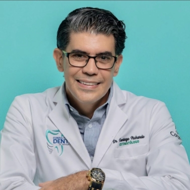 Clinica Dental.  - Dr. Santiago    E.   Pichardo