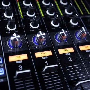 Alex Miller dj profesional