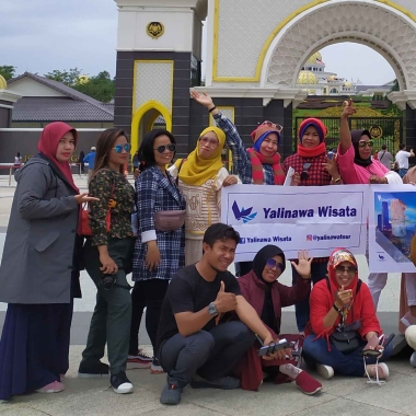 YALINAWA WISATA